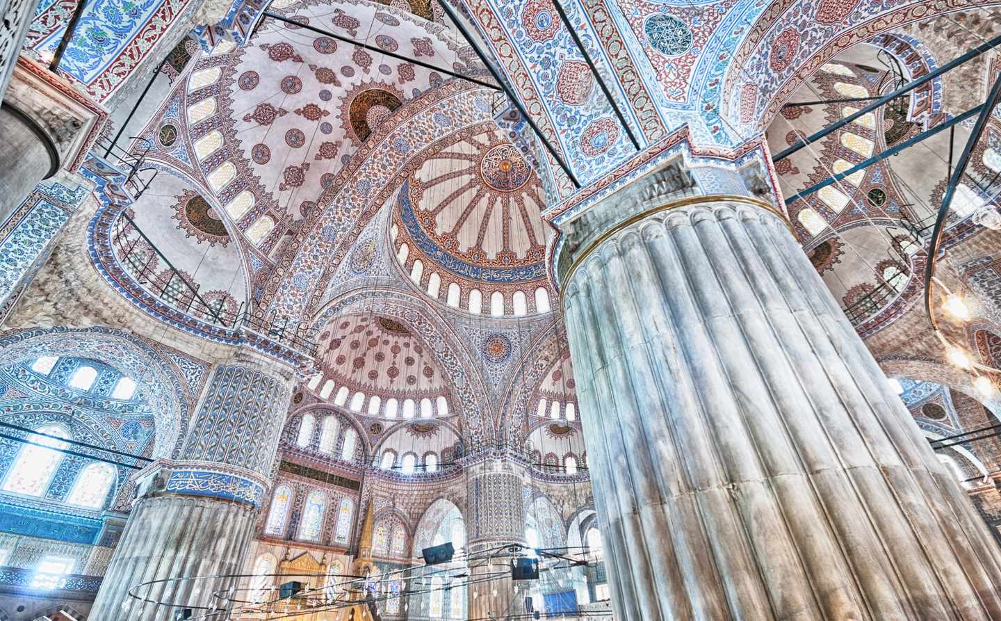 tuerkei-istanbul-blaue-moschee-von-innen-g-516214379_bearbeitet.jpg