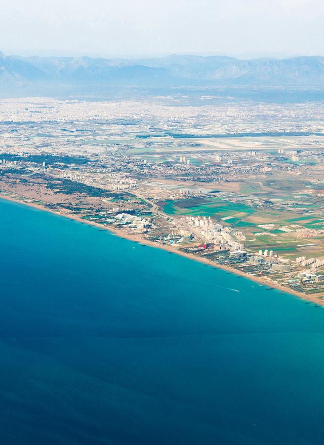 Lara Urlaub tuerkei-antalya-lara-blick-auf-die-kueste-g-516552152.jpg.png