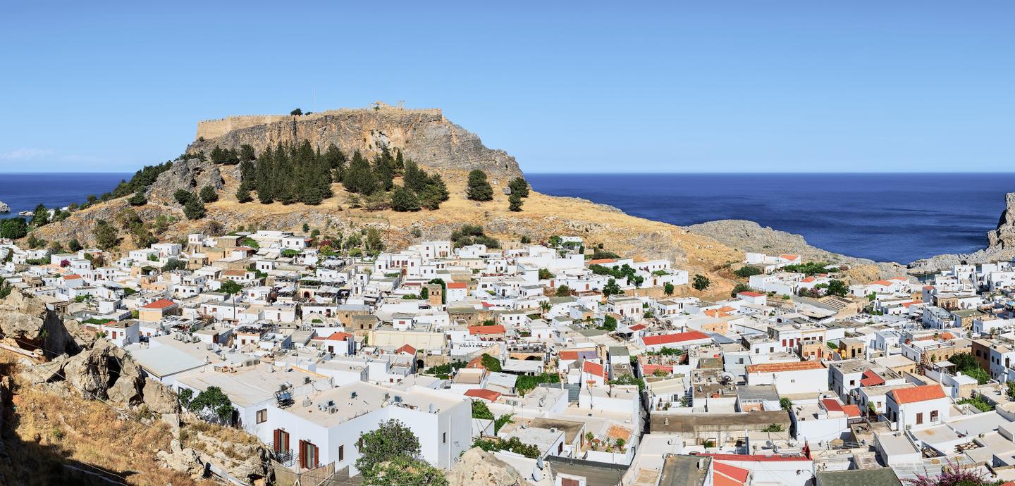 blt7094b2b47975ce3c-griechenland-rhodos-lindos-akropolis-g-601028948.jpeg griechenland-rhodos-lindos-akropolis-g-601028948.jpeg