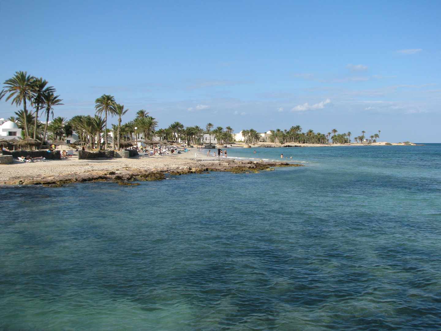 tunesien-djerba-strand-g-686062292.jpg