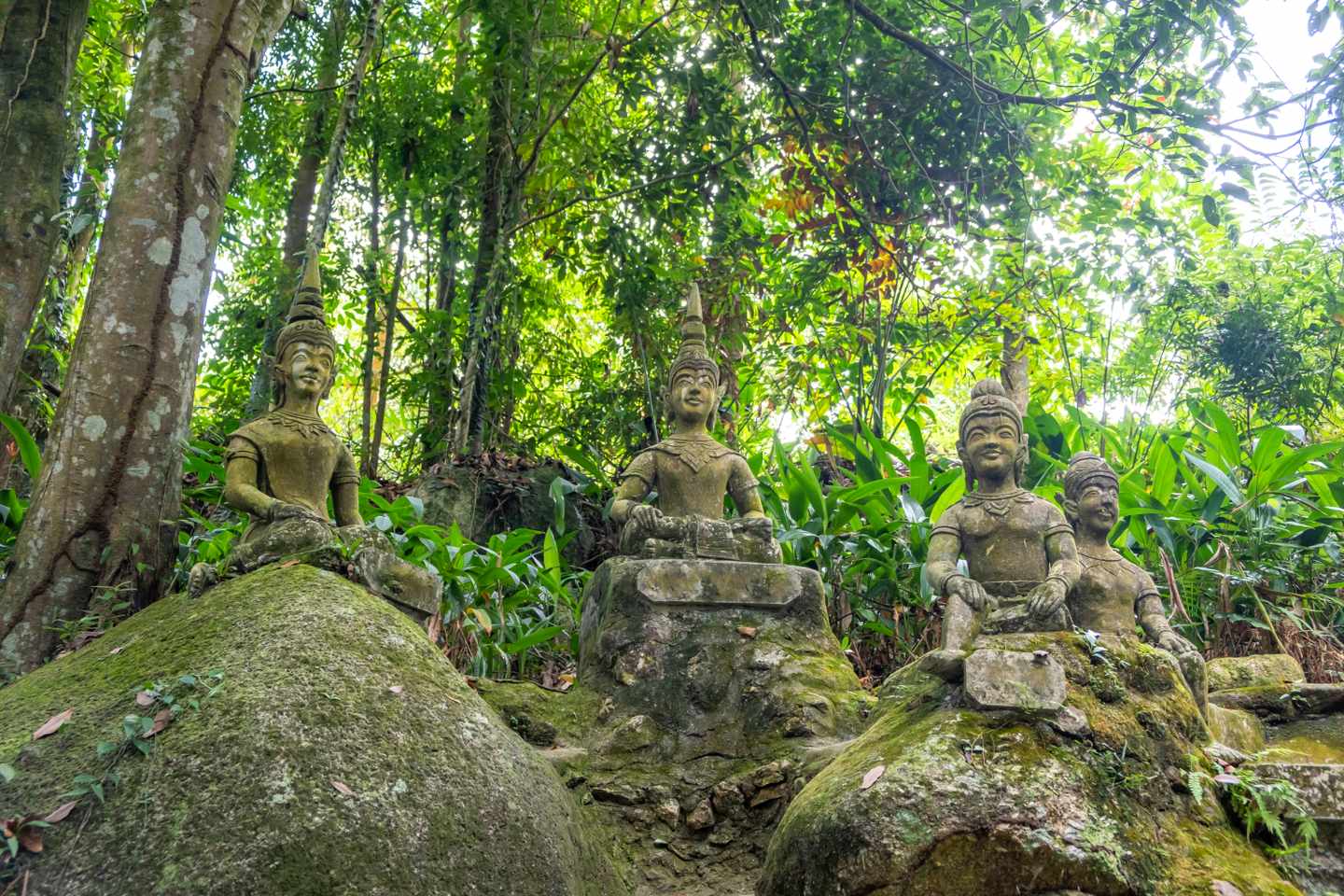 thailand-koh-samui-secret-buddha-garden-g-1246230411.jpg