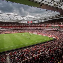 fussball-premiere-league-arsenal-stadion-innen-fb.jpeg