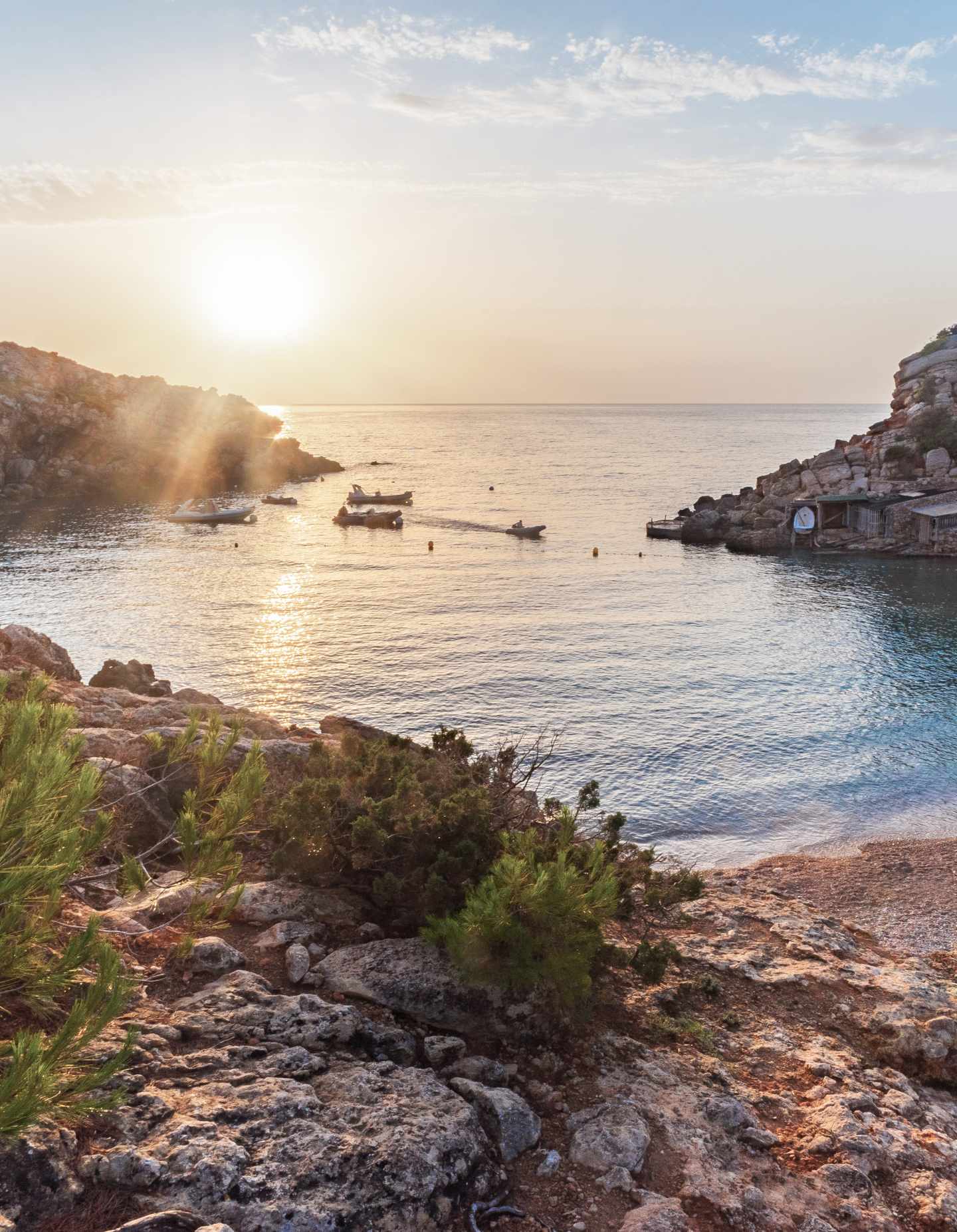 spanien-ibiza-cala-carbe-strand-g-1191894216.jpg