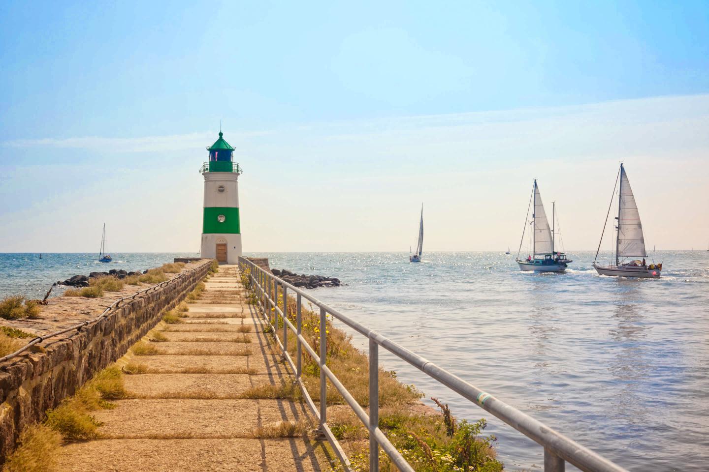 deutschland-ostsee-leuchtturm-schleimuende-g-1335894450.jpg