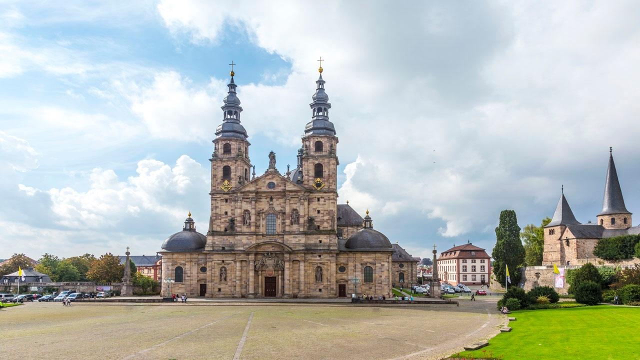 fulda-dom-t-516079835.jpg