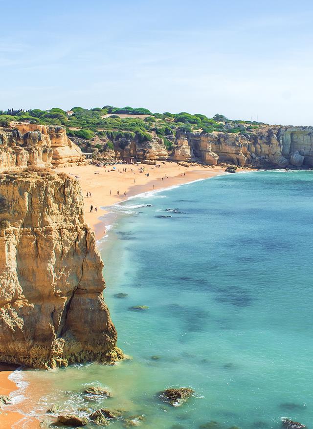 Angebote entdecken blt3a8d69d30a2ce132-portugal-algarve-praia-dona-ana-lagos-felskueste-g-626207204.jpg Praia Dona Ana bei Lagos