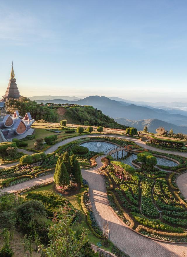 Zwillingspagoden im Doi Inthanon Nationalpark in der Provinz Chiang Mai in Thailand
