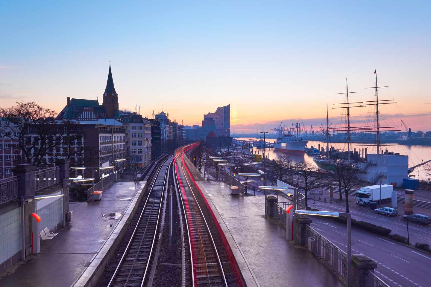 hotel-hamburg-hauptbahnhof-g-1249207709.jpg