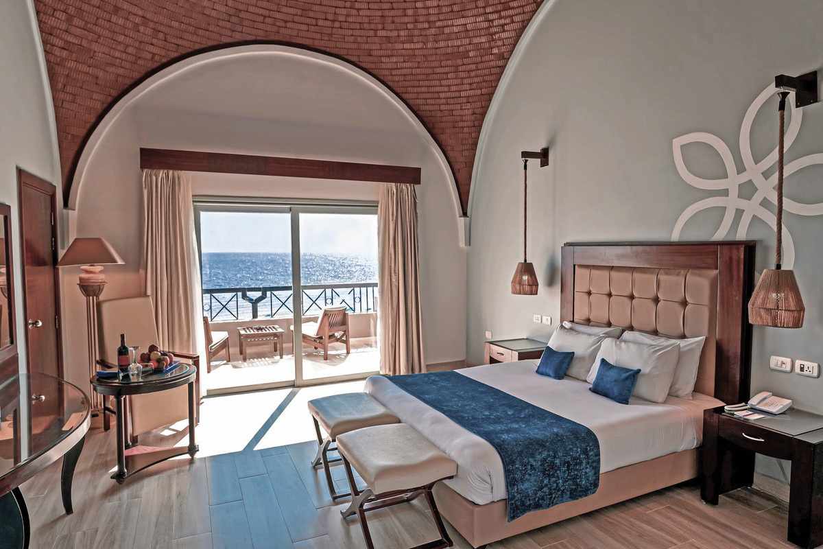 blt23a0a42eb0d06324-sentido-akassia-beach-DER_ATC_RMF20003B_W22-D70G2223_25.jpg Blick ins Zimmer des Sentido Akassia Beach