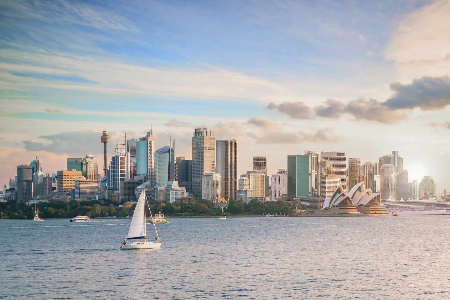 blt486d2638f88da76c-Australien-Sydney-Downtown-Skyline-g-937126620.jpg Skyline von Sydney