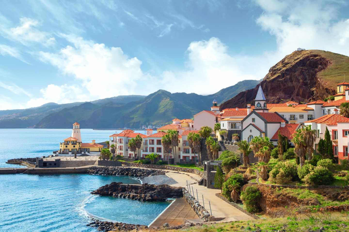 portugal-madeira-dorf-canical-und-marina-da-quinta-grande-g-1469191212.jpg