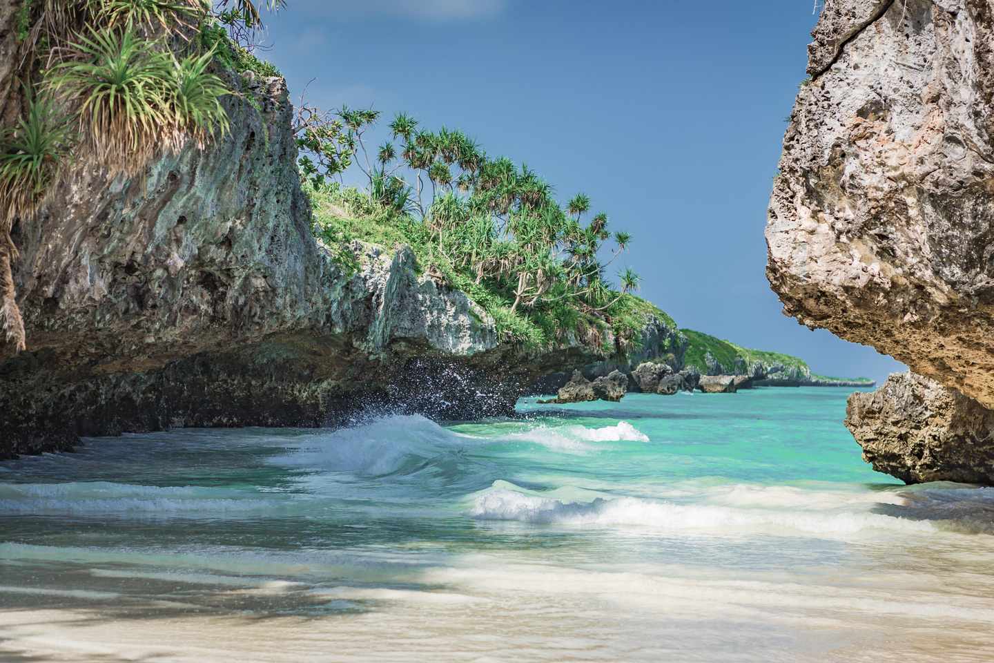 afrika-tansania-sansibar-strand-g-927057608.jpg