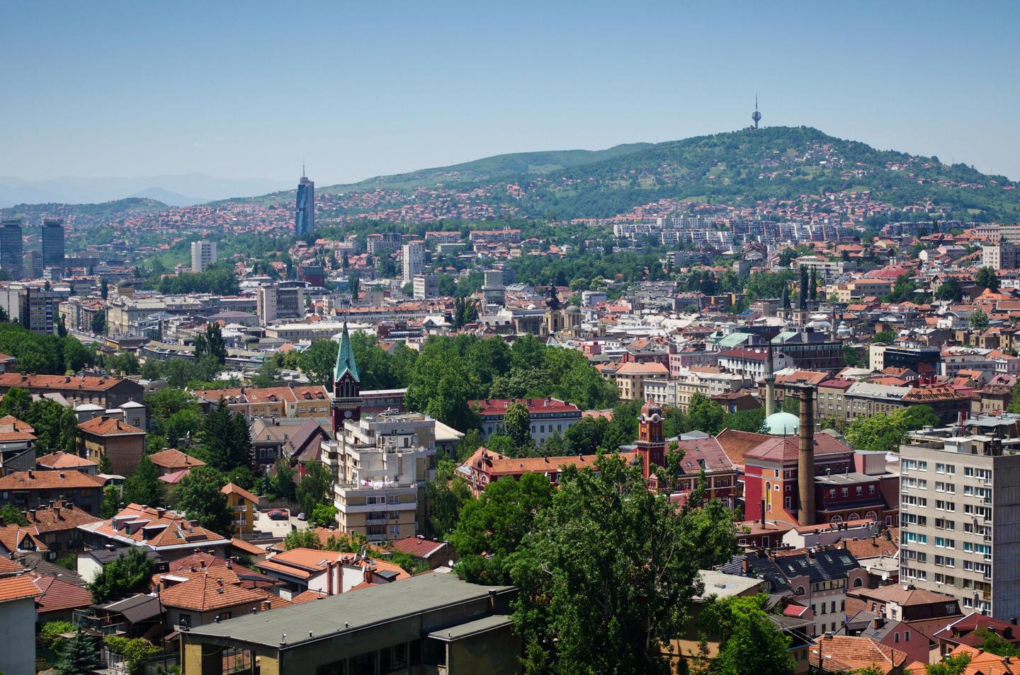 bosnien-herzegowine-sarajevo-t-161936360.jpg