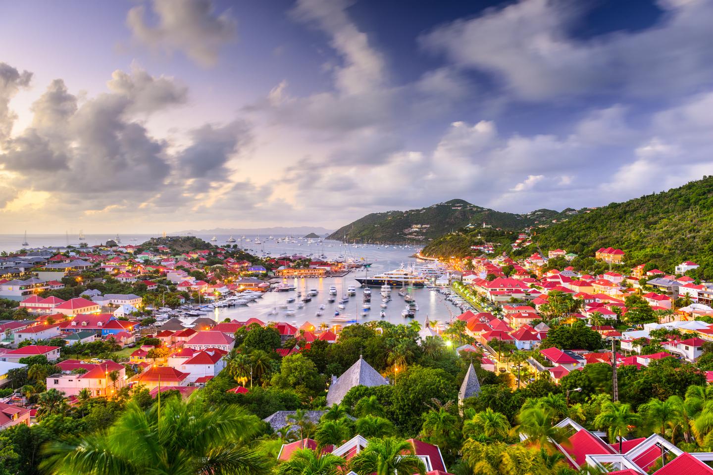 blt9a69525a2d9339e1-karibik-st-barthelemy-skyline-hafen-t-637492262.jpg karibik-st-barthelemy-skyline-hafen-t-637492262.jpg