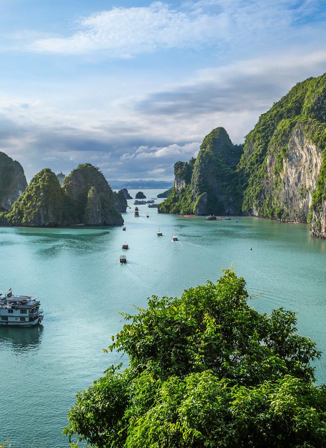 Blick auf die Halon-Bucht in Vietnam