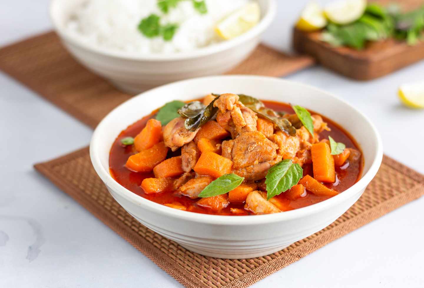 thailand-kulinarisches-thailand-curry-g-1145815921.jpg