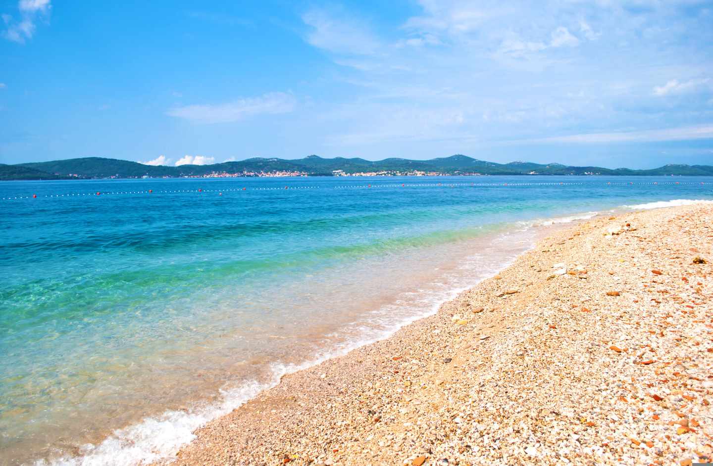 kroatien-kvarner-bucht-badestrand-klein-g-689058186.jpg