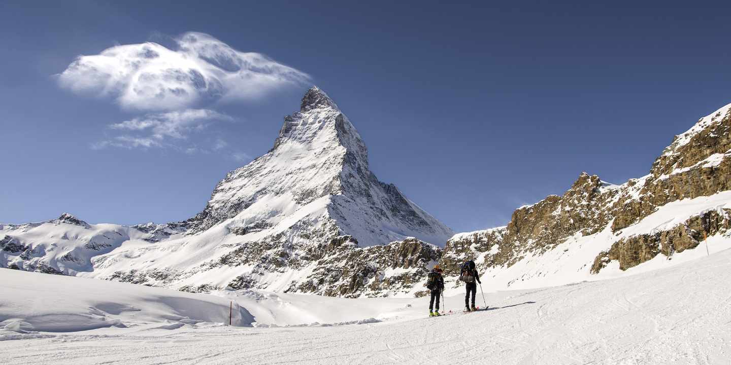 schweiz-matterhorn-berg-alpen-g-479612393.jpg
