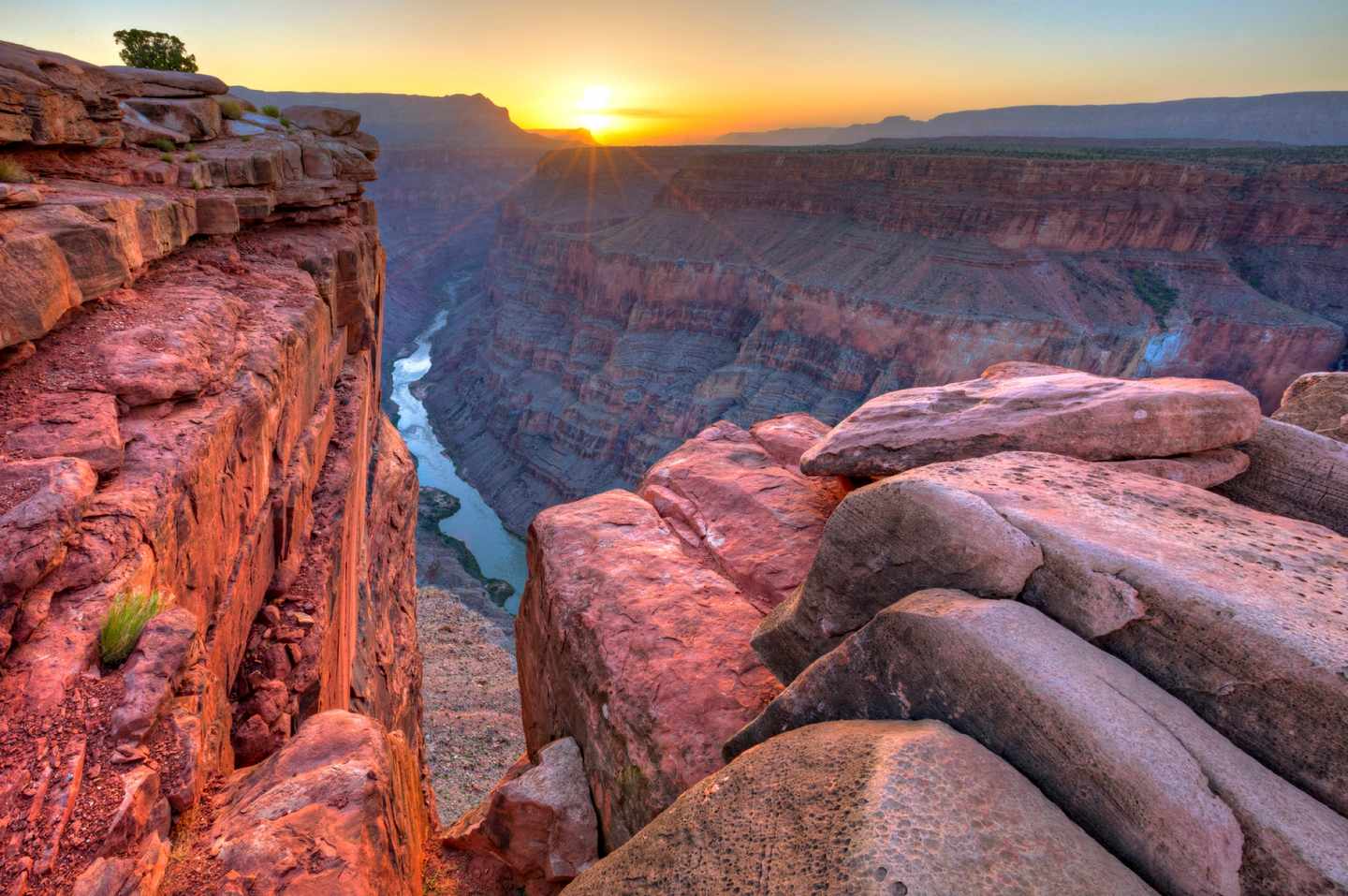 usa-arizona-grand-canyon-schlucht-sonnenuntergang-t-547025086.jpg