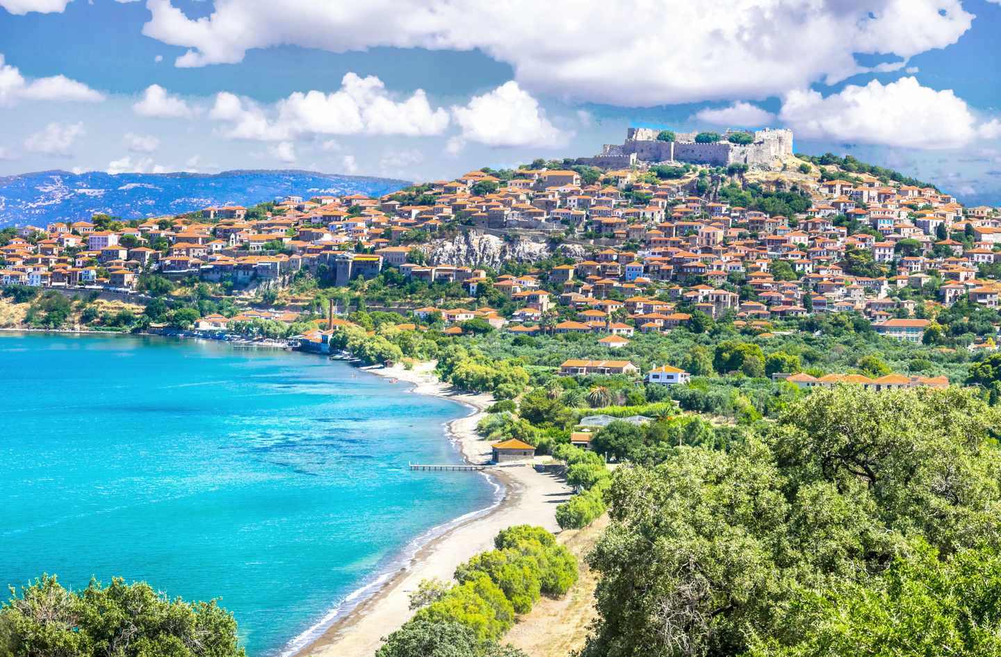 griechenland-lesbos-molyvos-g-1162556442.jpg