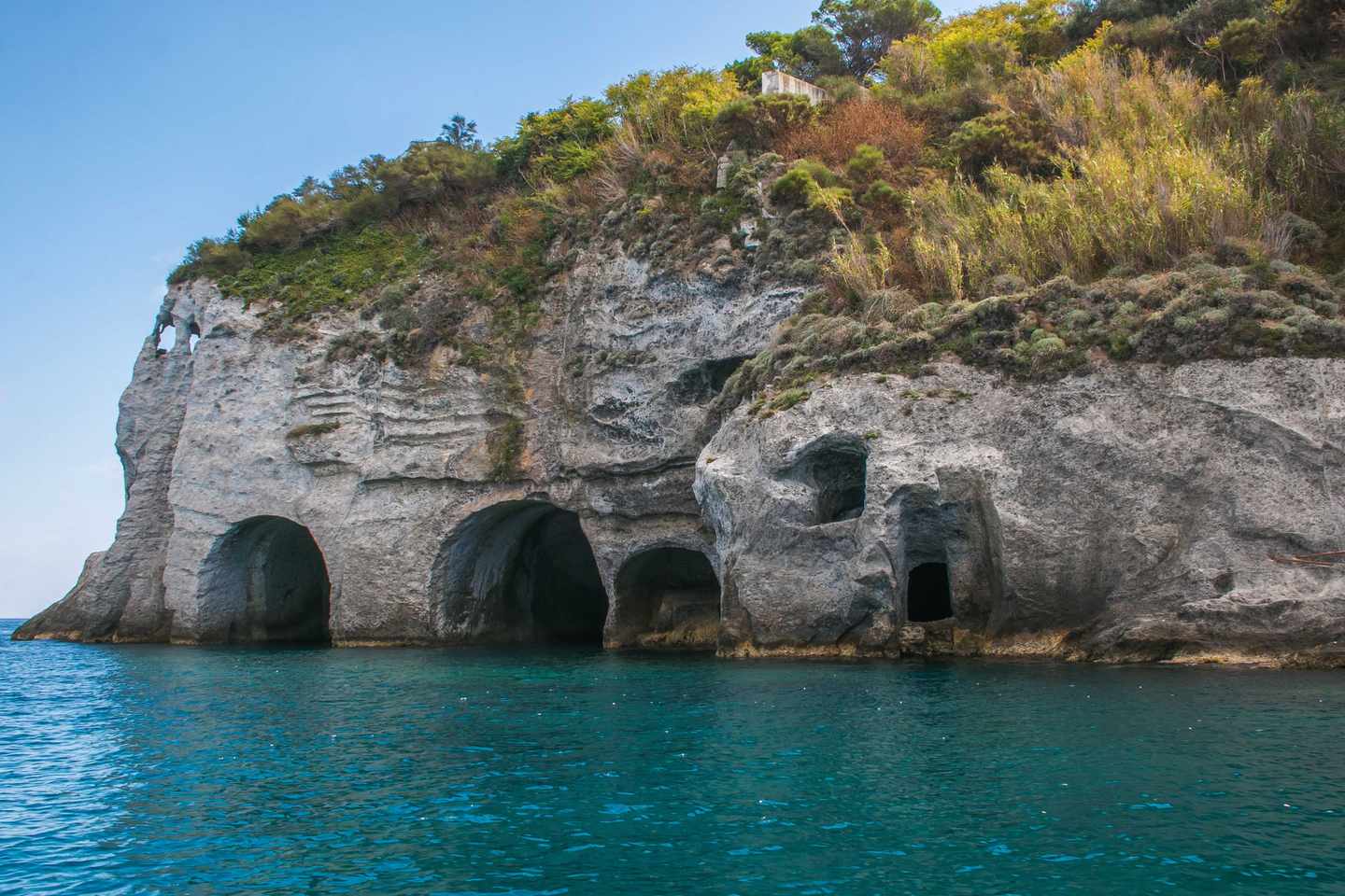 italien-ponza-g-1039502008.jpg