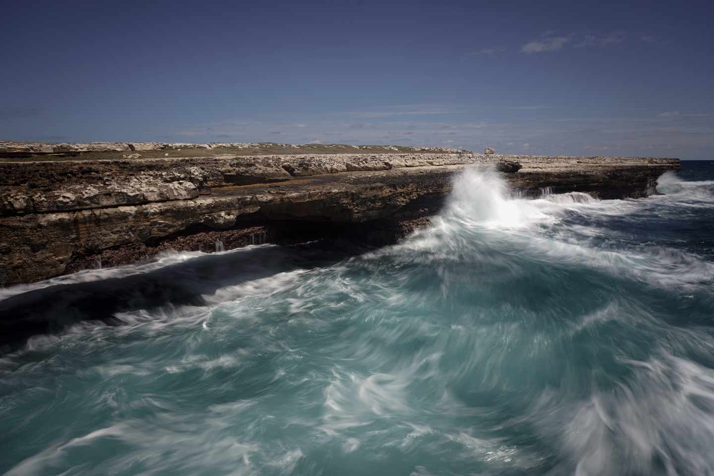 karibik-antigua-devils-bridge-g-808921644.jpg