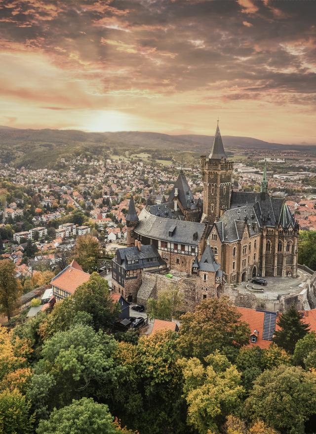 Wernigerode Urlaub deutschland-sachsen-anhalt-wernigerode-schloss-luftaufnahme-g-1347251788.jpg