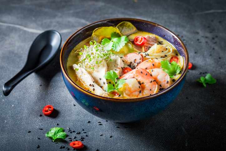 laksa-suppe-asiatisch-g-1071448274.jpg