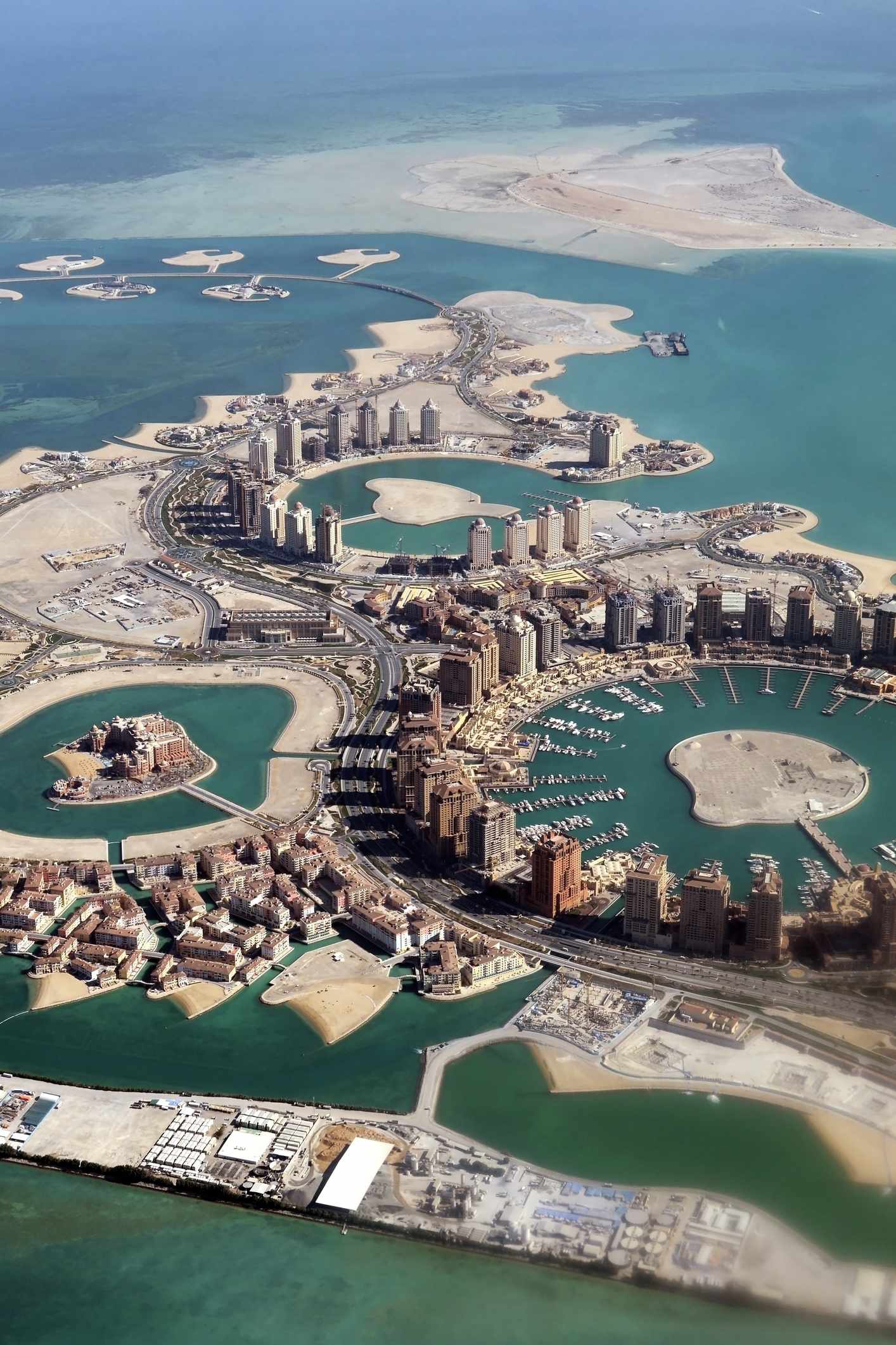 blt884a3b8978962a09-katar-doha-von-oben-g-1220420266.jpg Doha und The Pearl in Katar von oben