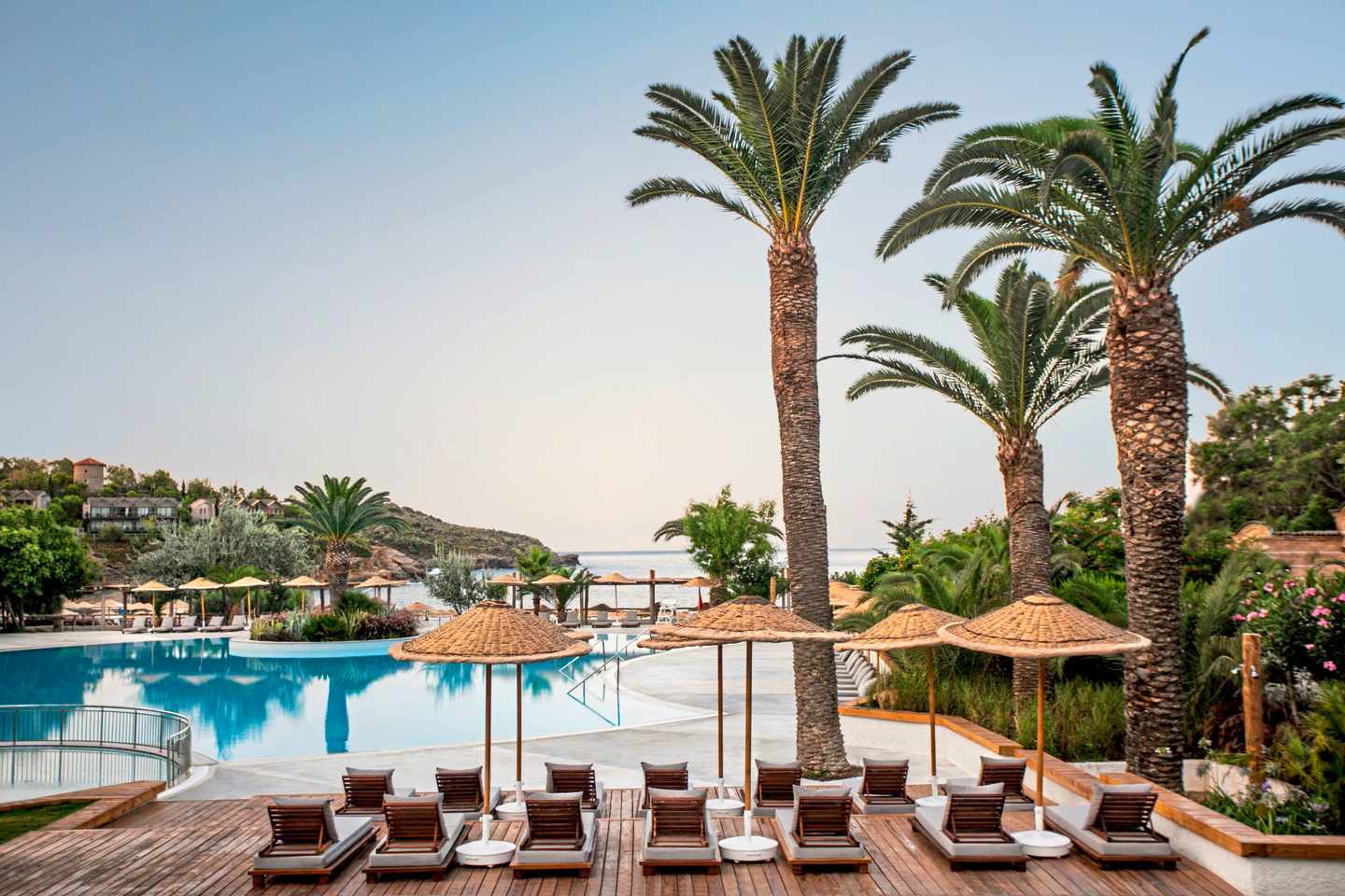 blt3084e412ff4ffc8a-Club_Marvy_DER1475423.jpg Großzügige Poollandschaft im Club Marvy - eines der besten Familienhotels der Türkei