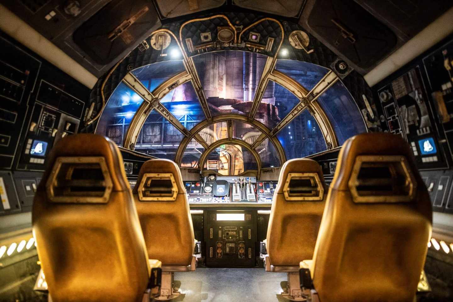 disney-world-resort-hollywood-studios-smugglers-run.jpg