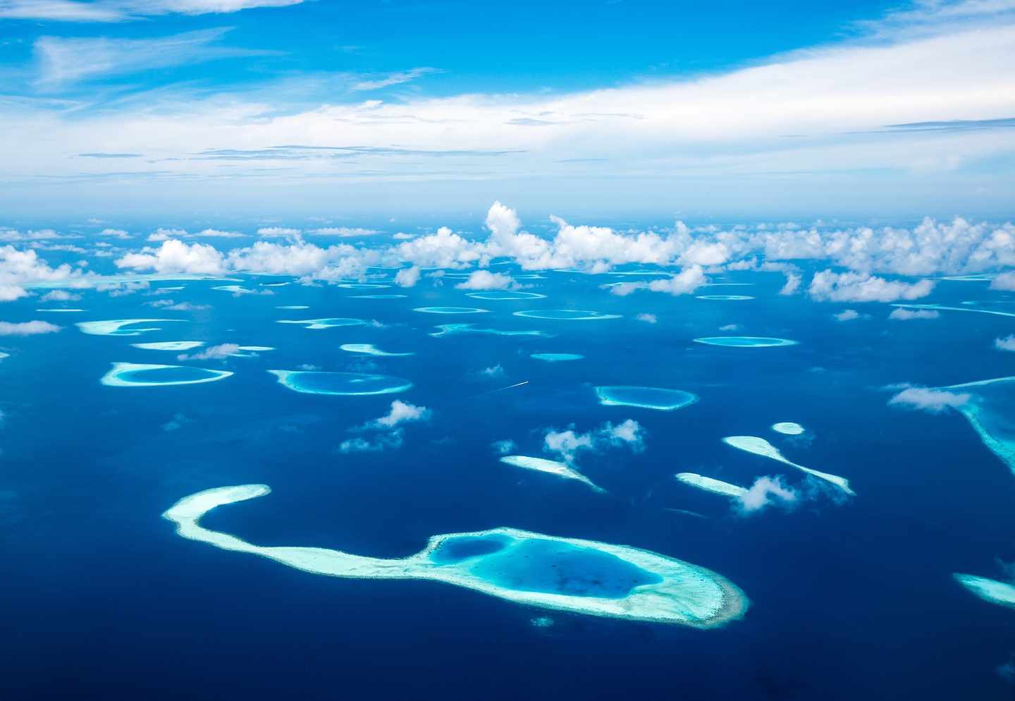 malediven-atoll-t-512703360.jpg