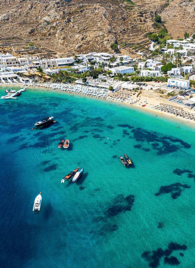 Mykonos: Beach-Clubs griechenland-mykonos-psarou_-Nammos-beach_-g-1041955678.jpg