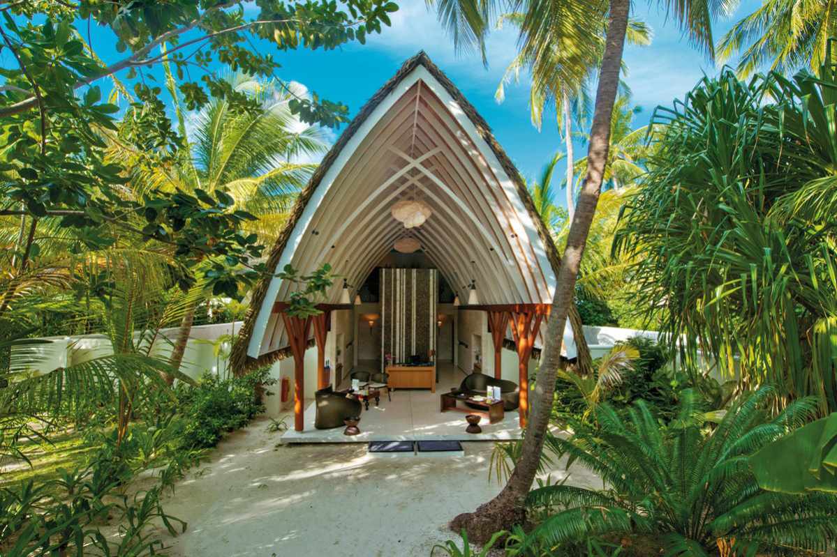 malediven-ari-atoll-kandholhudhoo-kandolhu-maldives-luftaufnahme-insel-DER_ATC_MLE10111B_S23_13-f-indischer-ozean.jpg