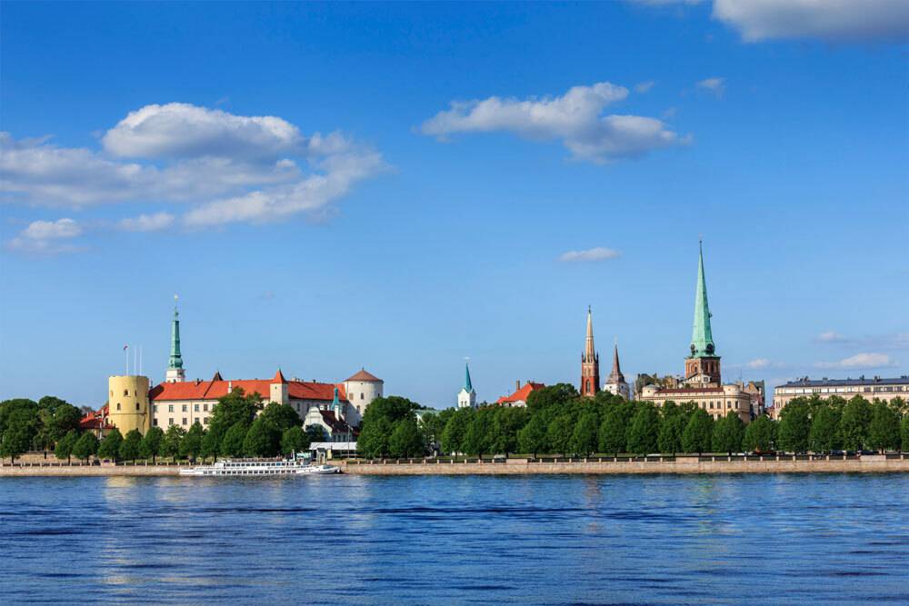blt94140b1e5be5b3b5-lettland-riga-stadtansicht-t-527676593.jpg lettland-riga-stadtansicht-t-527676593.jpg