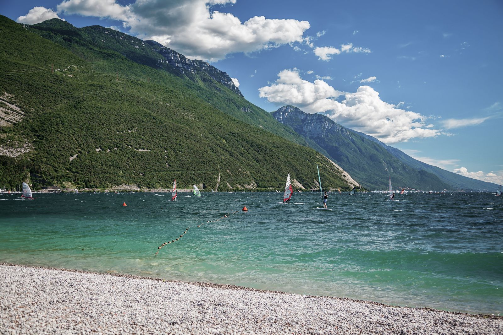 gardasee-torbole-surfen-g-1301462274.jpg