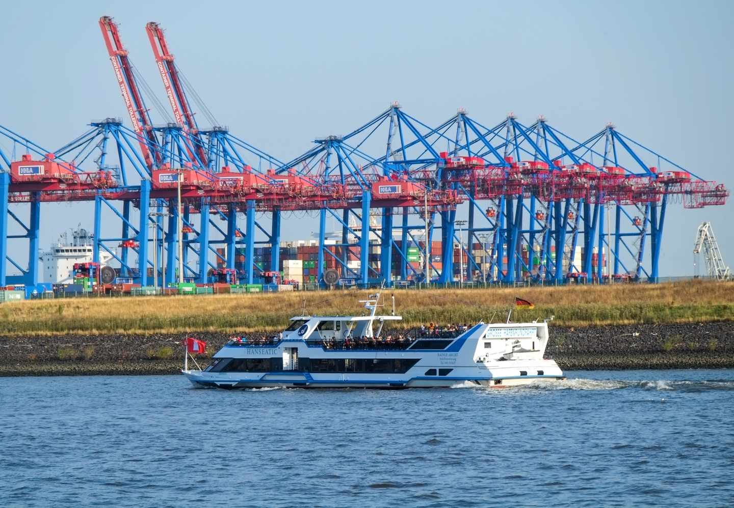 hamburg-hafen-hafenrundfahrt-barkasse-privat.jpg
