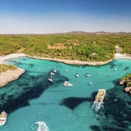 spanine-mallorca-sueden-panoramablick-ueber-den-naturpark-cala-mondrago-g-1279492405.jpg