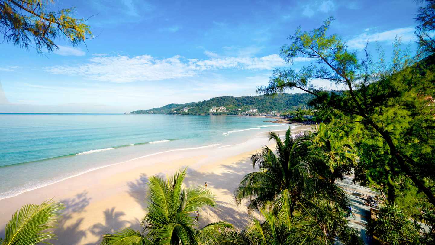 thailand-phuket-patong-beach-g-1439802183.jpg