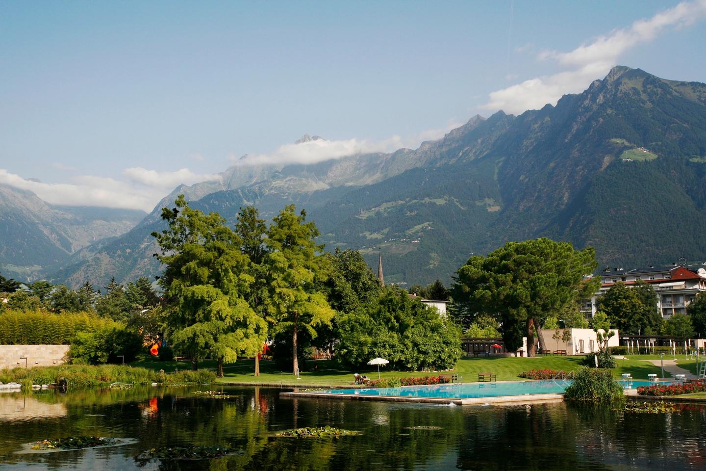 hotel-mit-pool-meran-g-186021210.jpg