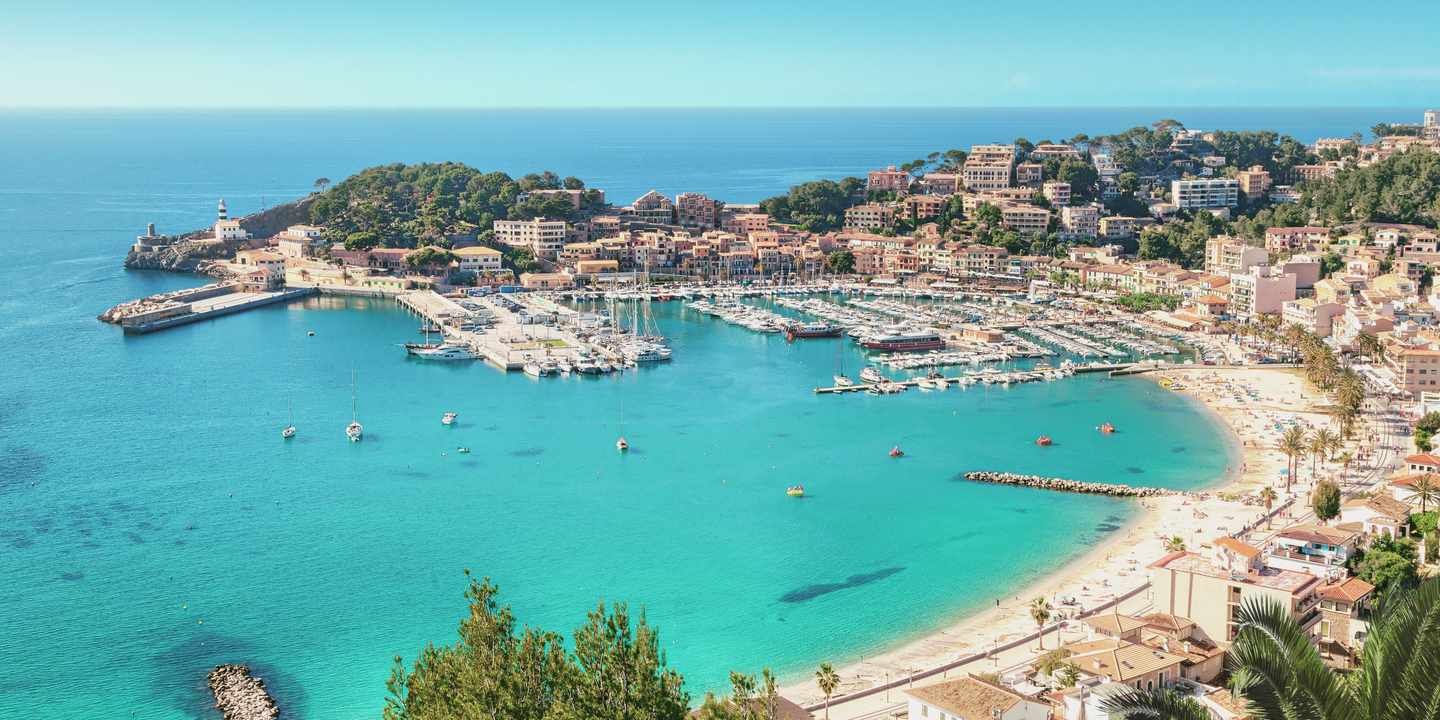spanien-mallorca-serra-de-tramontana-port-de-soller-g-675417126.jpg