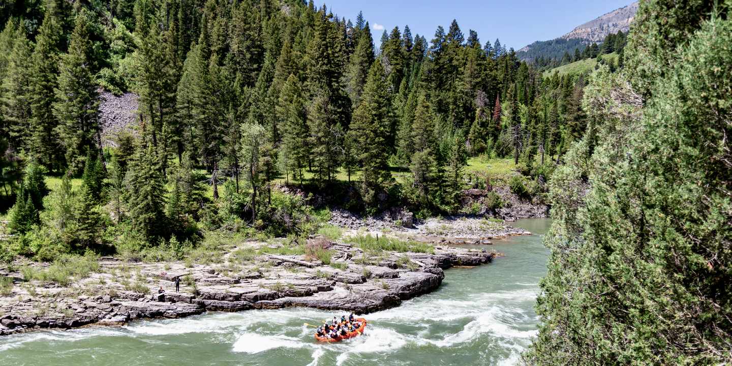 usa-wildwasser-rafting-auf-dem-snake-river-in-wyoming-g-1468598514.jpeg