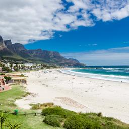 suedafrika-camps-bay-kapstadt-g-514928156.jpg