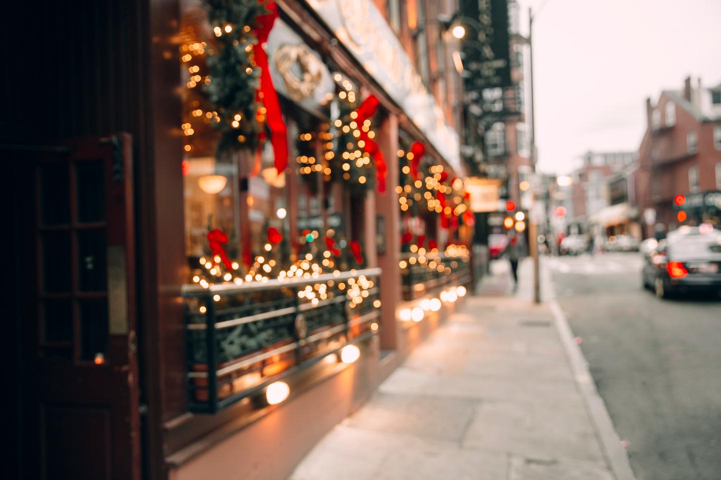 bltda384057687ac07b-usa-weihnachten-deko-strasse-t-679521506.jpg usa-weihnachten-deko-strasse-t-679521506.jpg