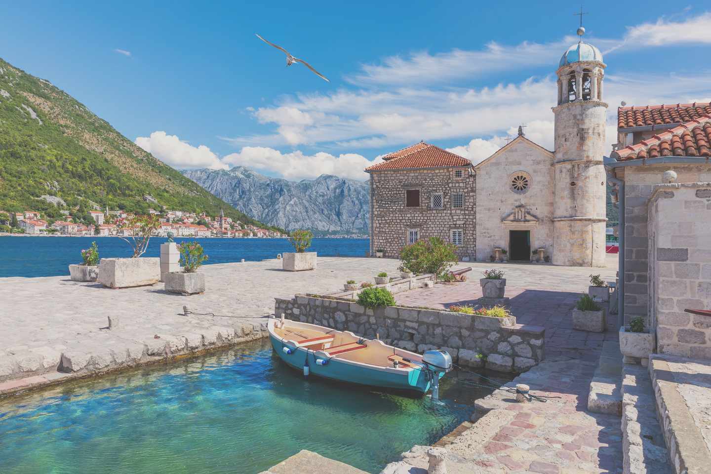 montenegro-bucht-von-kotor-g-1277543342.jpg