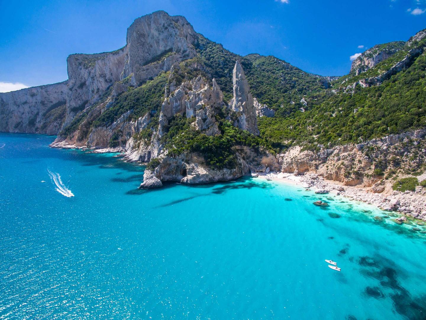 blt616d81ed98d60d36-italien-sardinien-cala-goloritze-g-1192890154.jpg italien-sardinien-cala-goloritze-g-1192890154.jpg