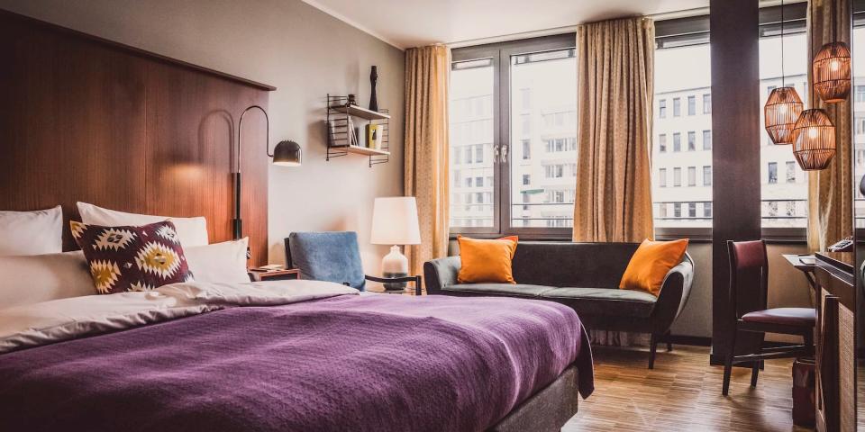 hotel-henri-duesseldorf.jpeg
