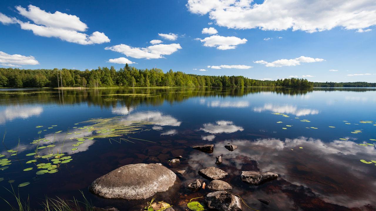 bltd33981f5a2658fe2-finnland-see-t-483586876.jpg finnland-see-t-483586876.jpg