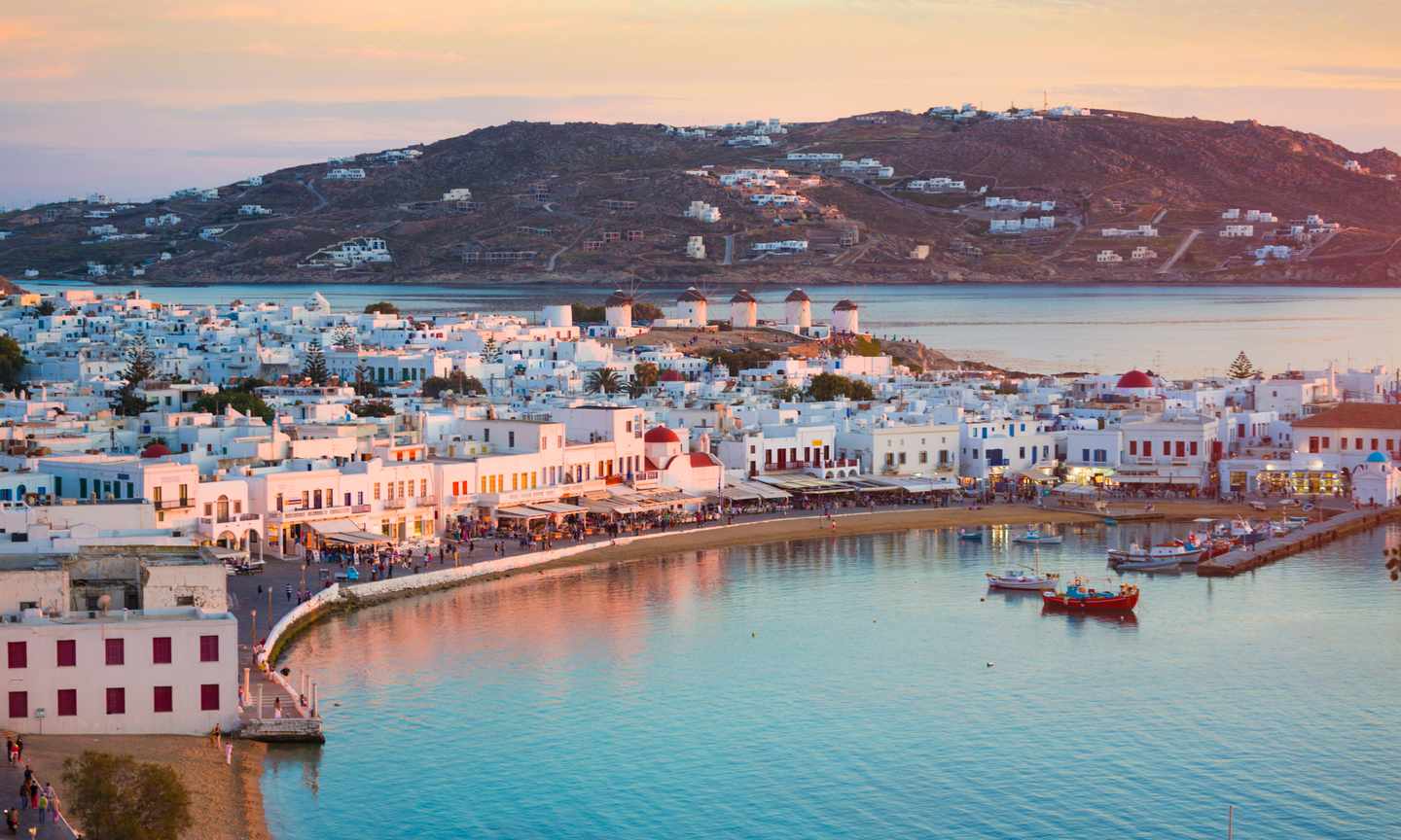 griechenland-mykonos-stadt-g-496448341.jpg