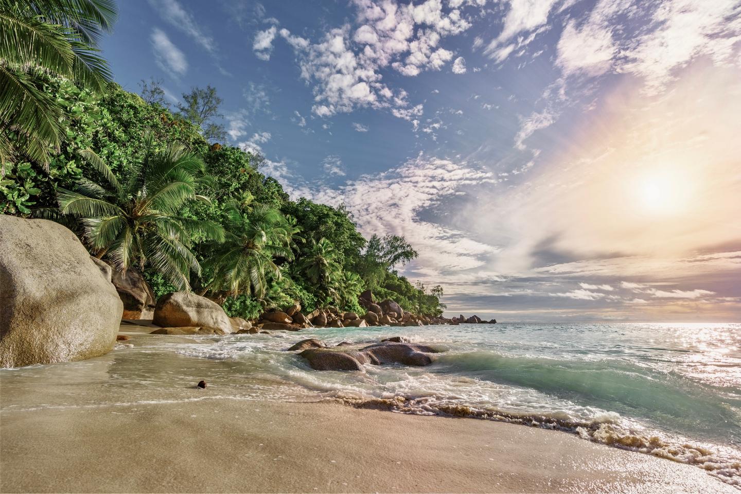 blt4b0dfa7d5a4226df-seychellen-praslin-anse-georgette-paradies-beach-sonnenaufgang-g-1081212950.jpg seychellen-praslin-anse-georgette-paradies-beach-sonnenaufgang-g-1081212950.jpg